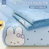 Juego de Tres Piezas de Alfombrilla Refrigerante con Perlas de Seda Helada de Verano 2026 Nuevo Estilo Estampado Diagonal Alfombrilla Refrigerante con Perlas para Dormitorio de Estudiante Aire Acondicionado