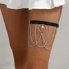 Bambu como vestuário AliExpress fonte transfronteiriça corrente preta pingente de pérola anel divertido para coxa de senhora P0408