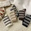 Calcetines de Rayas para Mujer, Calcetines de Media Pantorrilla para Otoño e Invierno, Engrosados y Cálidos, Versátiles Calcetines Largos de Estilo Japonés, Adecuados para Combinar con Pantalones tipo Tiburón, Se Usan como Calcetines Caídos