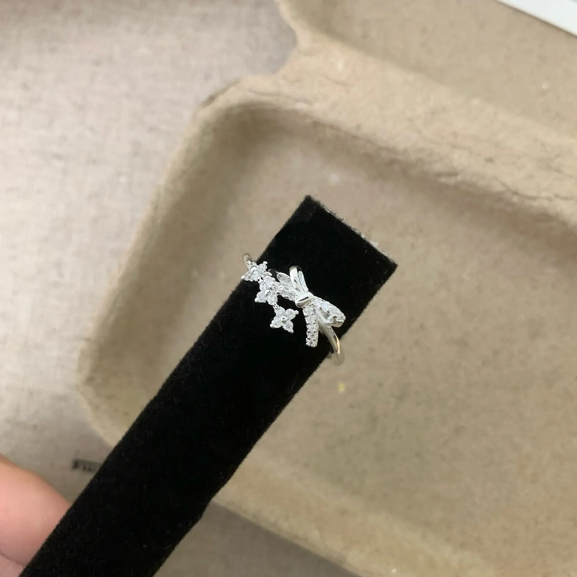 精致星芒蝴蝶结