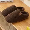 Chinelos de Algodão Antiderrapantes Antibacterianos de Alta Qualidade para Mulheres Inverno Interno Casa Solado Grosso Forrado com Lã Espesso Simples Chinelos de Pelúcia