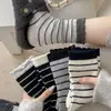 Nuevos Calcetines Rayados para Mujer, Calcetines de Puro Algodón hasta la Mitad de la Pantorrilla, Engrosados para Otoño e Invierno, Cálidos, Estilo Ins de Moda, Estilo Coreano y Japonés, Calcetines Largos de Invierno