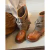 Botas western femininas com design de laço retrô, coleção outono/inverno 2026, salto grosso, efeito emagrecedor, botas Martin, cano curto, botas de montaria