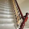 Escalera aleación de aluminio barandilla jade columna estilo chino nuevo pasamanos barandilla de vidrio valla autoconstruida para villa fabricantes