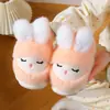 Zapatos de algodón de invierno para niños, diseño lindo de conejo, cálidos y forrados de felpa, para niñas, estilo de combinación padre-hijo, antideslizantes, de suela gruesa, pantuflas de algodón para interiores para bebés