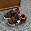 Tênis de Treino Alemão Infantil Estilo Coreano Moda Retrô Estrela Outono 2026 Novo Estilo Meninas Meninos Casual Tênis Forrest Gump