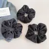 Scrunchie de Lã Cinza com Bolinhas Estilo Coreano para Outono e Inverno, Elástico de Cabelo Simples e Versátil, Acessório para Coque