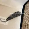 Pinzas para el pelo de tweed estilo japonés y coreano retro, perfectas para otoño e invierno, diseñadas para niñas, pinzas laterales para sujetar el flequillo y los cabellos sueltos