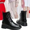 Botas Martin de Couro Macio Casuais da Moda Outono/Inverno 2026, Botas de Cano Curto Planas com Forro de Lã, Sapatos Femininos para Comércio Transfronteiriço