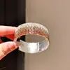 Pulseira Aberta Redonda Bordada com Diamantes Estilo Europeu e Americano Arco-Íris Estrelado, Pulseira de Luxo Leve de Alta Qualidade, Joia de Mão Personalizada Exagerada e Resistente