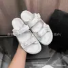 Zapatillas de Velcro Estilo Chanel para Mujer en Stock Transfronterizas Modelo Nuevo 2025 Sandalias Romanas con Hebilla de Diamante Romboidal Zapatos de Plataforma de Suela Gruesa para Mujer