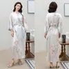 Roupão Feminino Estampado Plus Size de Verão, Roupão de Banho de Cetim Imitação de Seda de Luxo, Roupa de Casa Feminina