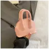 Novas Bolsas Femininas 2025, Bolsas Mini Satchel Concha da Moda, Versátil Estilo Quente de Celebridade da Internet Bolsas Transversais Exquisitas