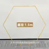 Marco de fondo de arco hexagonal de hierro forjado personalizado para bodas transfronterizas, arco de decoración floral, diseño de ambiente para bodas en la playa