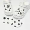 2026 Novo Estilo Retro High-End Tamancos para Meninas com Acessórios, Fivela Decorativa Resistente para Sapato com Glitter Prata Puff de Libélula