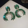 Pendientes Ovalados de Diamantes con Tachuelas Plateadas, Pendientes Retro Elegantes Estilo Palacio, Lujo Ligero y Sensación de Alta Gama, Diseño Único