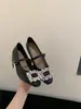 Zapatos Mary Jane de Tacón Oculto Estilo Francés con Hebilla Cuadrada de Pedrería 2026 Primavera Nuevos Zapatos de Commuter de Punta Cuadrada Planos de Correa Única para Mujer