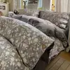 Juego de ropa de cama de cuatro piezas estilo vintage con botones, hecho de algodón puro grueso y lino con estampado floral, juego de tres piezas para estudiante con funda de edredón y sábana bajera.