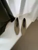 []Outono 2026 Novo Feminino Salto Grosso Casual Estilo Old Money Plano Britânico Couro Genuíno Bico Quadrado Sapatos Individuais