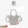 Nova bolsa de balde de bolinhas para o verão, bolsa feminina estilo coreano com acessórios de pérolas e renda, bolsa transversal para pais e filhos de mão, moderna
