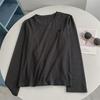 Camiseta Interna Manga Longa Preta Gato Preto Bordado Desenho Animado Estilo Coreano Literária Redutora de Idade Solta 2025 Nova Blusa de Base