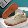 Zapatos nuevos 2023 para hombre de horma ancha, cómodos zapatos para caminar para mujer, zapatos de punta ancha, transpirables, de suela blanda, para pareja, de tejido flyknit, deportivos, para conducir