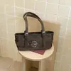 Design único, acabamento fosco, detalhe de fivela de cinto, bolsa de ombro estilosa e minimalista, bolsa de mão em camurça, bolsa de trabalho moderna para mulheres
