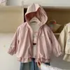 Novas roupas de primavera para crianças 2026: jaquetas fofas versáteis estilosas e da moda estilo coreano para meninas