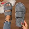 Suministro Directo de Fábrica En Stock Dropshipping Transfronterizo Punta Abierta Unisex Todas las Estaciones Interior Exterior Pantuflas de Piel Venta al por Mayor