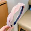 Linda diadema de felpa de dibujos animados para mujer, especialmente diseñada para lavarse la cara y aplicar mascarillas faciales, diadema de corona alta, lista para fotos, crea una atmósfera elegante