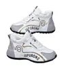 Sapatos Masculinos de Couro Impermeáveis Casuais para Viagem Tendência Versátil Primavera Par de Sapatos Esportivos Casuais Sapatos da Moda