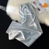Jeans Feminino Grosso de Perna Reta com Forro de Lã Novo Estilo Outono/Inverno 2025 Petite Perna Larga Algodão Acolchoado Cintura Elástica Calças de Outono e Inverno