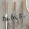 Suporte de Mop Exclusivo Transfronteiriço de Aço Inoxidável para Montagem na Parede do Banheiro com Ganchos, Clipe de Mop para Banheiro, Suporte de Mop sem Furos