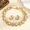 Conjunto de Colar Europeu e Americano Popular Retro Pérola Imitação Diamante Folha Flor Novo Acessórios de Noiva Casamento Fashion e Versátil