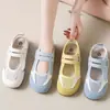 Sapatos Baixos Jx de Malha Vazada com Boca Rasa e Velcro para Mulheres 2026 Verão Respiráveis Versáteis Casuais Mary Jane Sapatos Femininos
