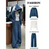 Conjunto deportivo casual azul para mujer, sudadera con capucha de corte holgado y pantalones de pierna ancha, un atuendo elegante y sofisticado para principios de otoño