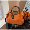 Bolsa de Viagem Curta de Couro Colorido Transfronteiriça, Mala de Viagem, Bolsa de Armazenamento para Esportes, Fitness, Natação, Bolsa Multifuncional de Grande Capacidade
