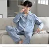 Pijama para Hombre en Primavera y Otoño, Conjunto de Dos Piezas con Pantalón de Manga Larga y Cárdigan, Conjunto Casual de Ropa para el Hogar de Talla Grande Holgada que se Puede Usar Afuera