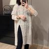 Elegante Cardigan de Tricô Longo com Mangas Longas, Recortes e Fenda Lateral para Mulheres, Verão 2026, Estilo Preguiçoso, Top de Tricô Protetor Solar