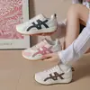Ins estilo coreano zapatos nuevos para papá para mujer otoño 2026 estudiante deportivas para correr casuales versátiles suela gruesa para aumentar altura