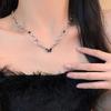Puro deseo de atmósfera ~ Collar de doble capa con mariposa ondulada, cadena de clavícula de alta gama para mujer, accesorios de viento frío y dulce.