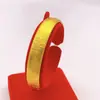 Mismo Estilo que en Tiendas DoradasPulsera Grabada con Palabras Auspiciosas y Ocho Tesoros Chapada en Oro, Pulsera Abierta Cien Bendiciones, Joyería para Atraer la Fortuna al por Mayor
