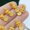 Libro Rojo Pequeño Douyin Mismo Estilo de Wei Xue Colgante de Collar Pixiu de la Suerte Microincrustado con Diamante Moneda Antigua de Cobre Dorado Arena Collar Pixiu