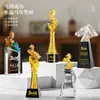 Trofeo de Cristal 2026 Trofeo Personalizado del Año del Caballo Premios de Reunión Anual Diseño Gratuito Grabado Souvenir para Empleado Destacado
