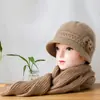 Conjunto de Gorro y Bufanda de Lana Otoño e Invierno para Adultos Mayores Elegante y Versátil Forro Polar Cálido Terciopelo de Ardilla Gorro de Punto para Mujer