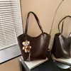 Bolsa Europeia de Moda Transfronteiriça 2026 Outono/Inverno Nova Estilo Coreano Elegante Bolsa Feminina Grande Capacidade Casual Bolsa de Ombro Único Tote Bag
