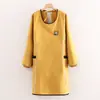 Delantal de trabajo impermeable de manga larga para mujer, de alta gama, moderno y juvenil, adecuado para uso en cocina, uso doméstico y establecimientos de catering.
