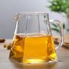 Venta al por mayor de fábrica vaso justo de vidrio resistente al calor vaso cuadrado para hombre té con colador de té mar de té accesorios para ceremonia de té kung fu