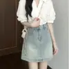 Verão 2025 Novo Estilo Coreano Moda Petite Conjunto de Duas Peças Camisa Branca Francesa com Saia Jeans
