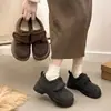 Mocasines Retro Plus de Terciopelo Engrosados con Suela Gruesa para Mujer 2026 Nuevo Otoño Invierno Versátiles que Aumentan la Altura Cálidos Zapatos de Piel Birkenstock